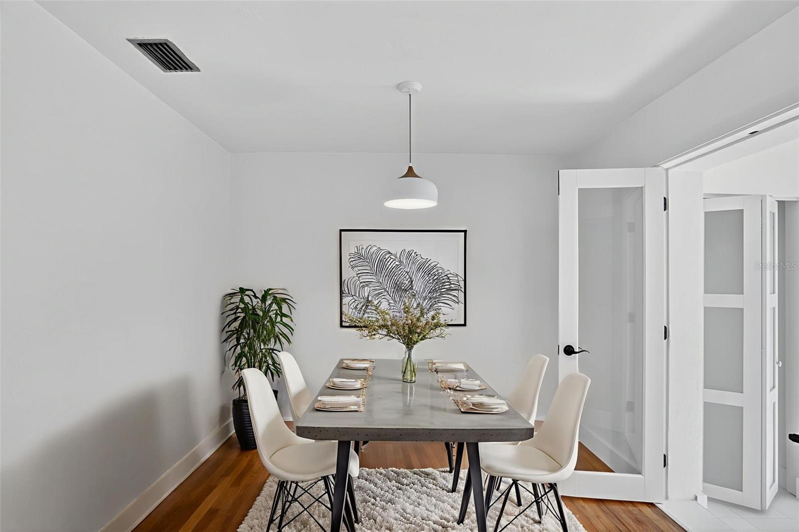 Image 10 of 57 For 832 Thalia Drive