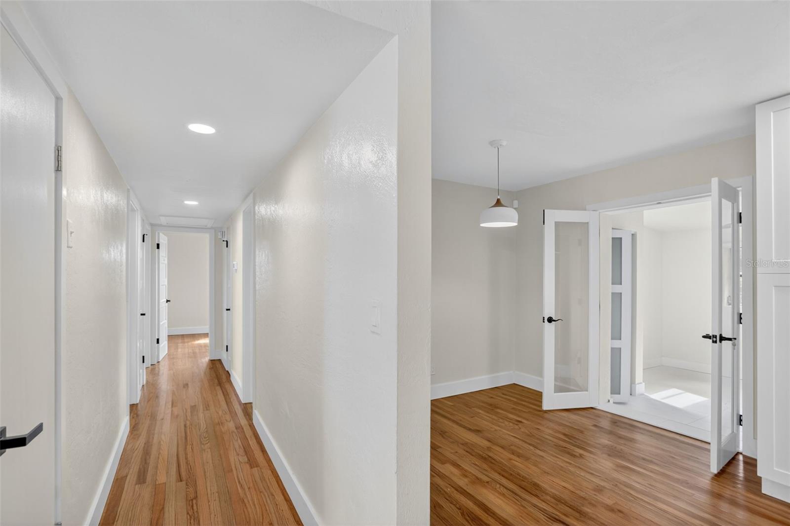 Image 12 of 57 For 832 Thalia Drive