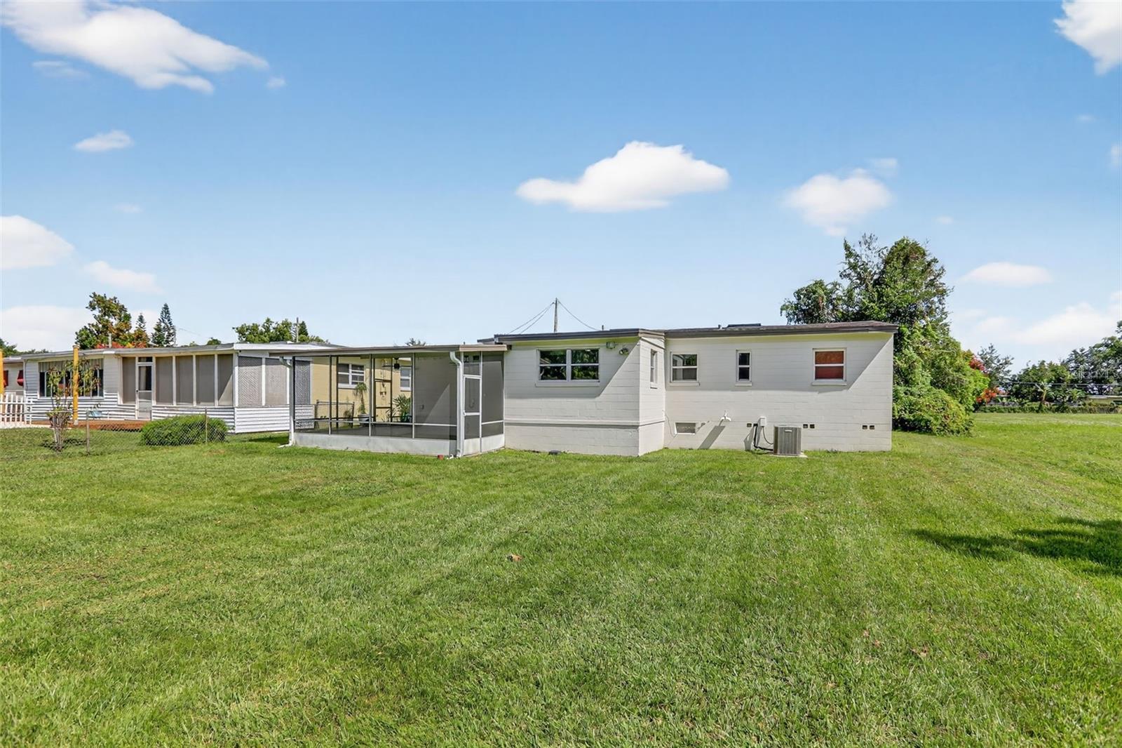 Image 44 of 57 For 832 Thalia Drive
