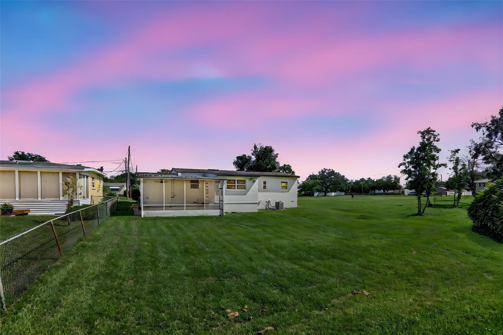 Image 51 of 57 For 832 Thalia Drive