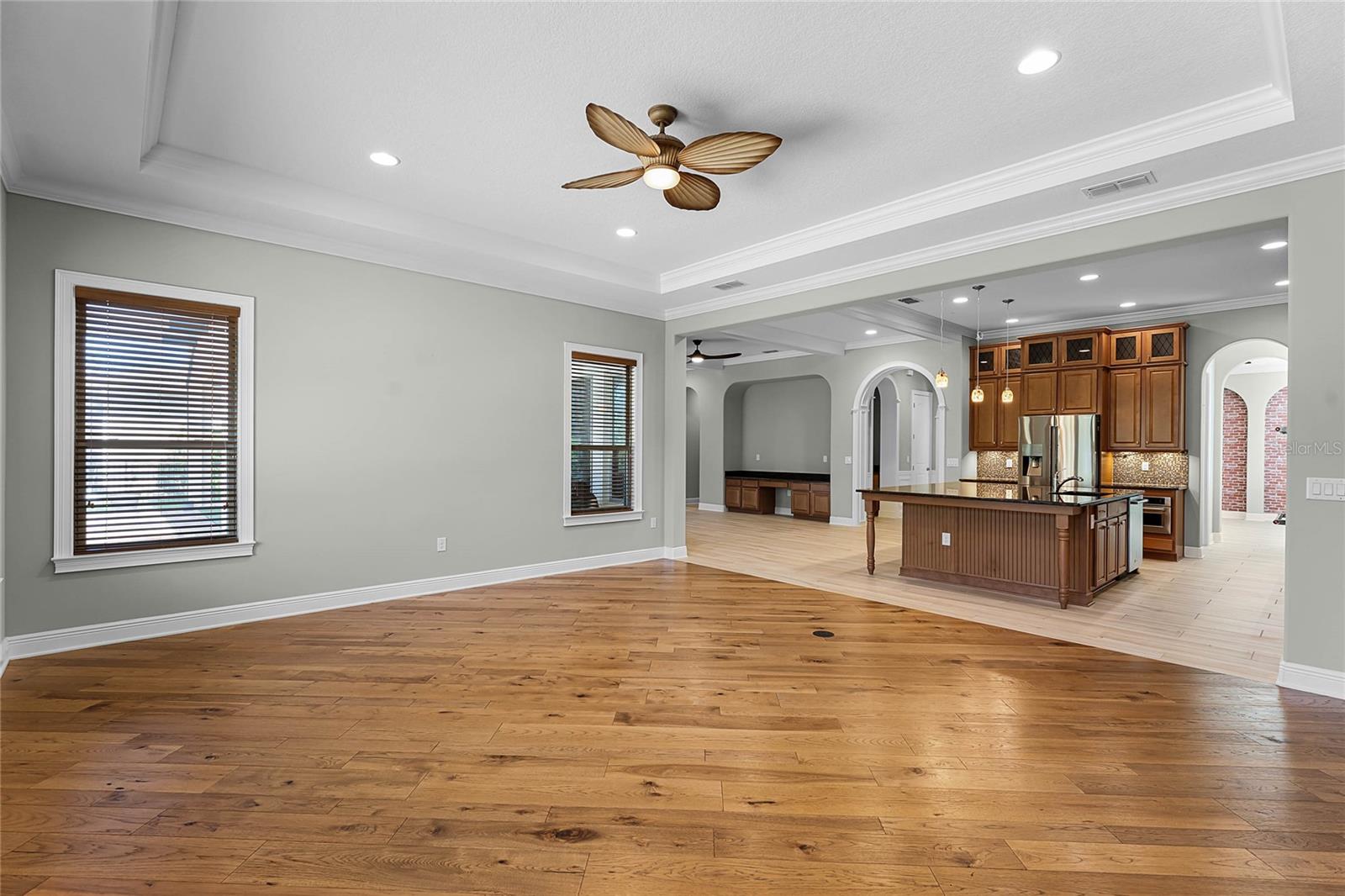 Image 11 of 62 For 15216 Johns Lake Pointe Boulevard