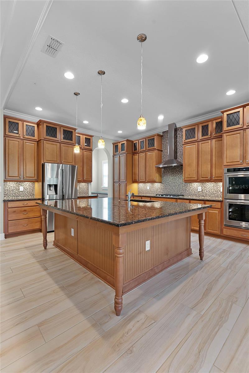 Image 12 of 62 For 15216 Johns Lake Pointe Boulevard