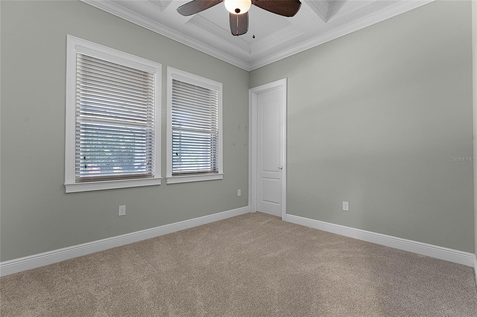 Image 20 of 62 For 15216 Johns Lake Pointe Boulevard