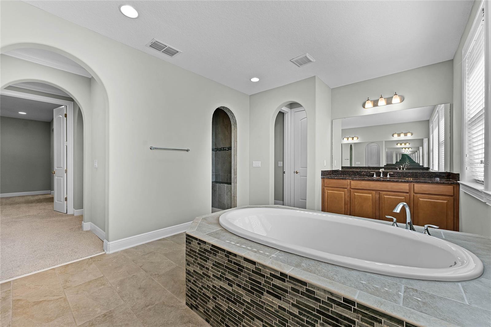 Image 32 of 62 For 15216 Johns Lake Pointe Boulevard