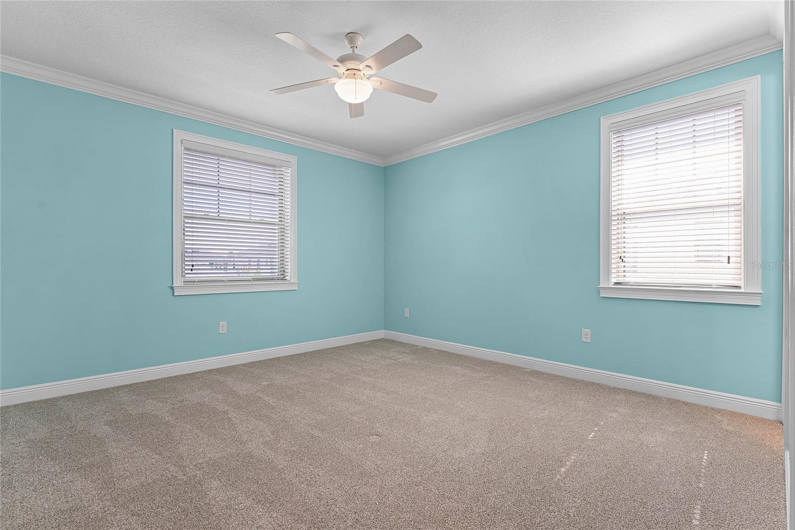 Image 42 of 62 For 15216 Johns Lake Pointe Boulevard