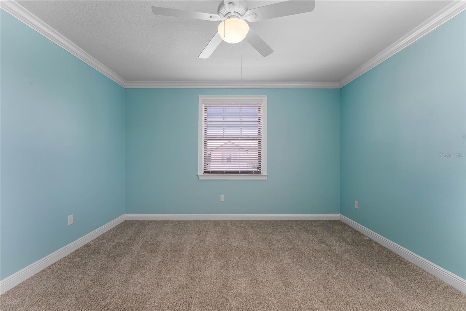 Image 44 of 62 For 15216 Johns Lake Pointe Boulevard