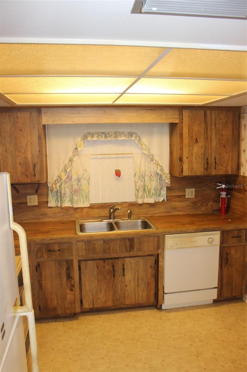 Image 12 of 35 For 649 Broadmoor Circle