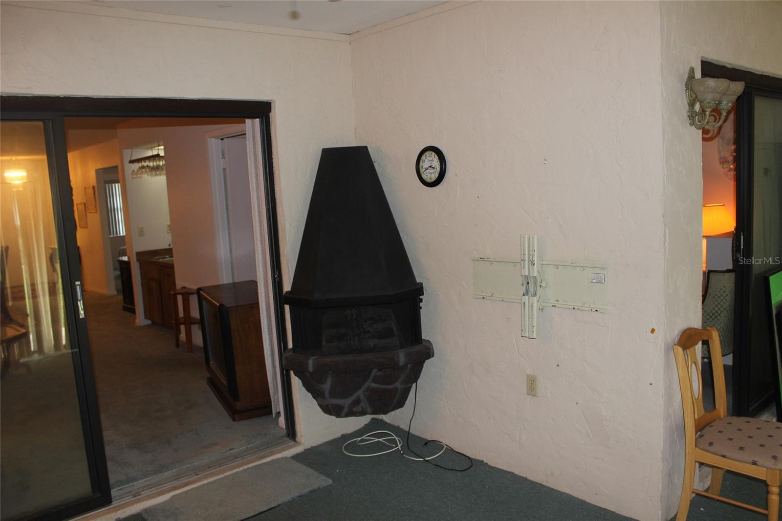 Image 22 of 35 For 649 Broadmoor Circle