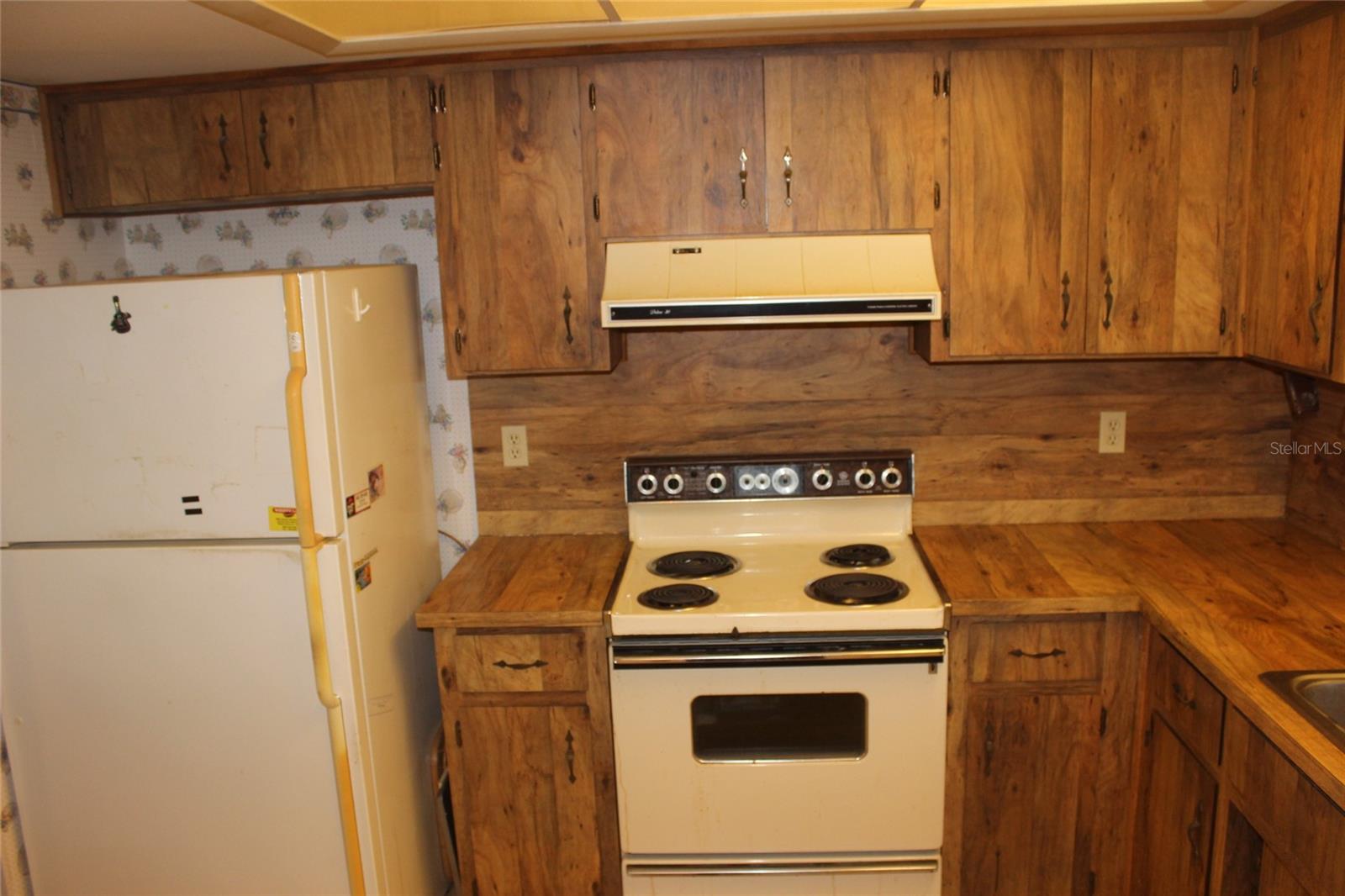 Image 9 of 35 For 649 Broadmoor Circle