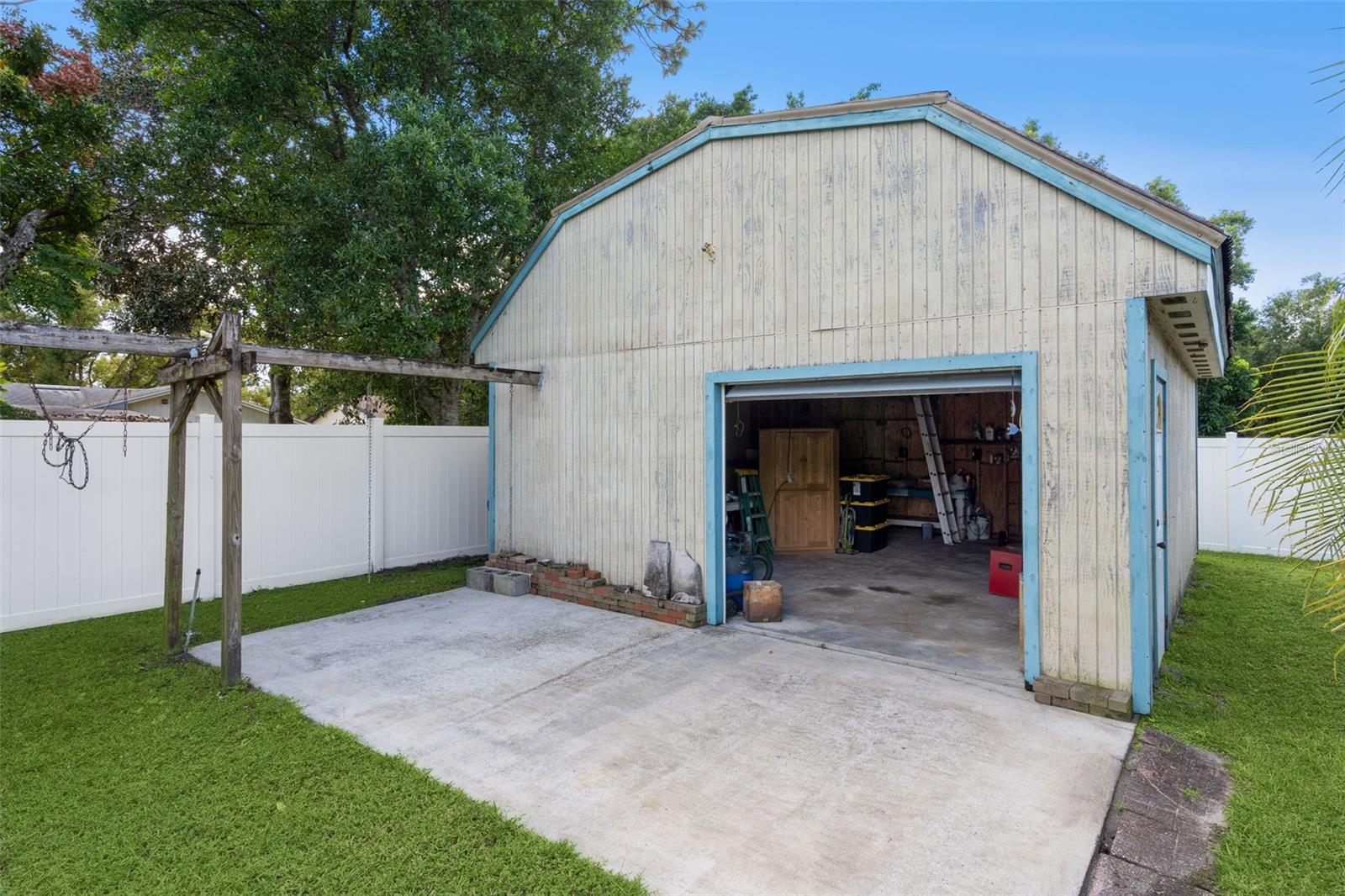 Image 15 of 18 For 5651 Pinerock Road