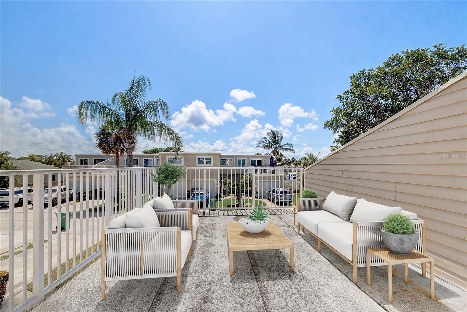 Image 33 of 46 For 53 Emerald Court