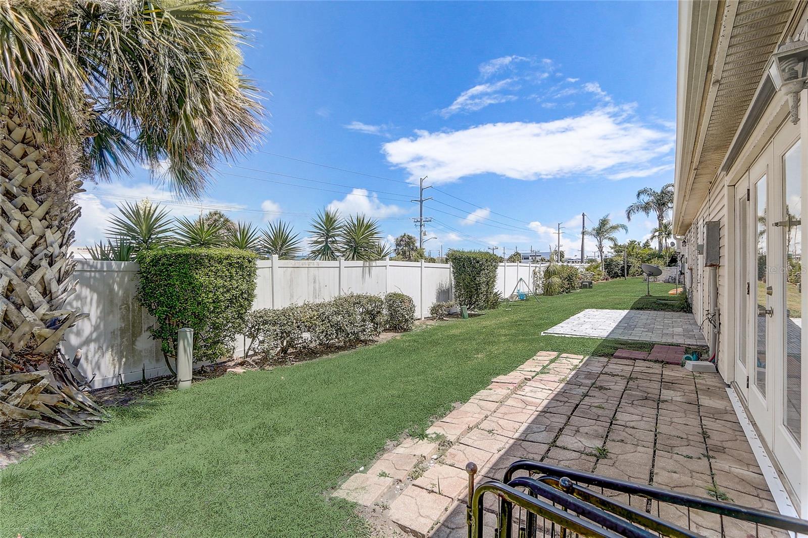 Image 37 of 46 For 53 Emerald Court