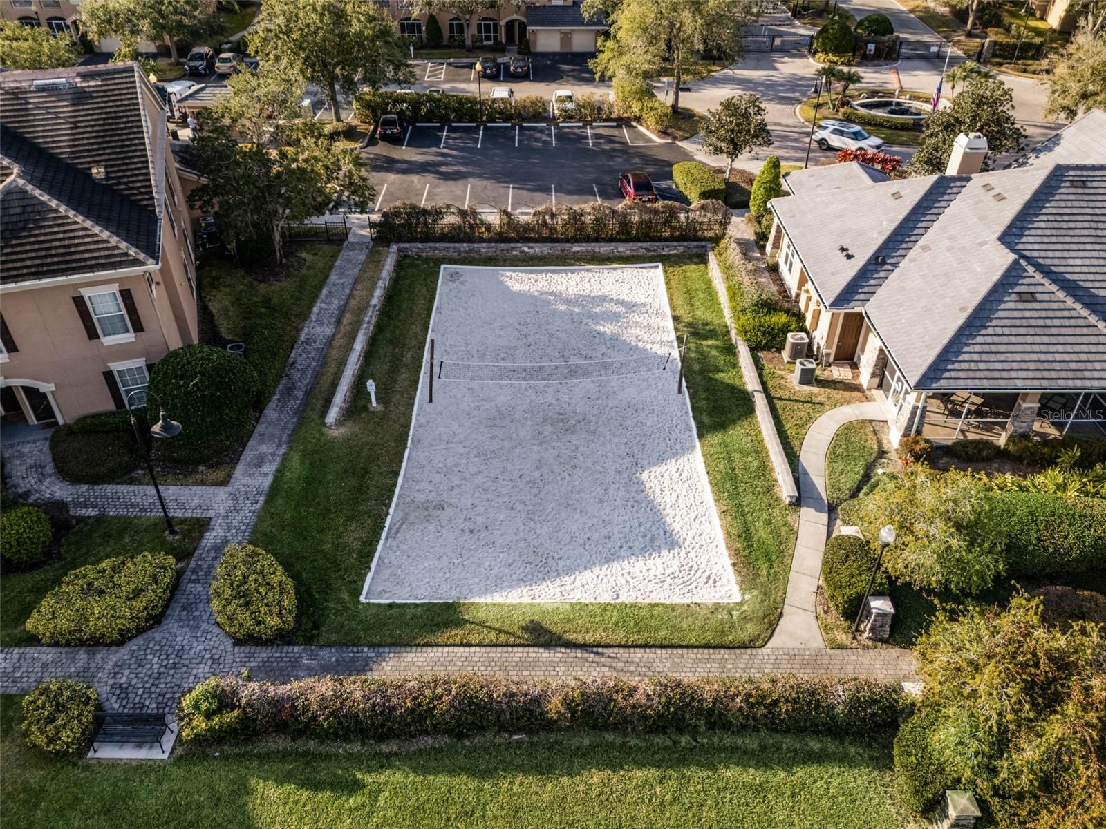 Image 37 of 43 For 14353 Fredricksburg Drive 911