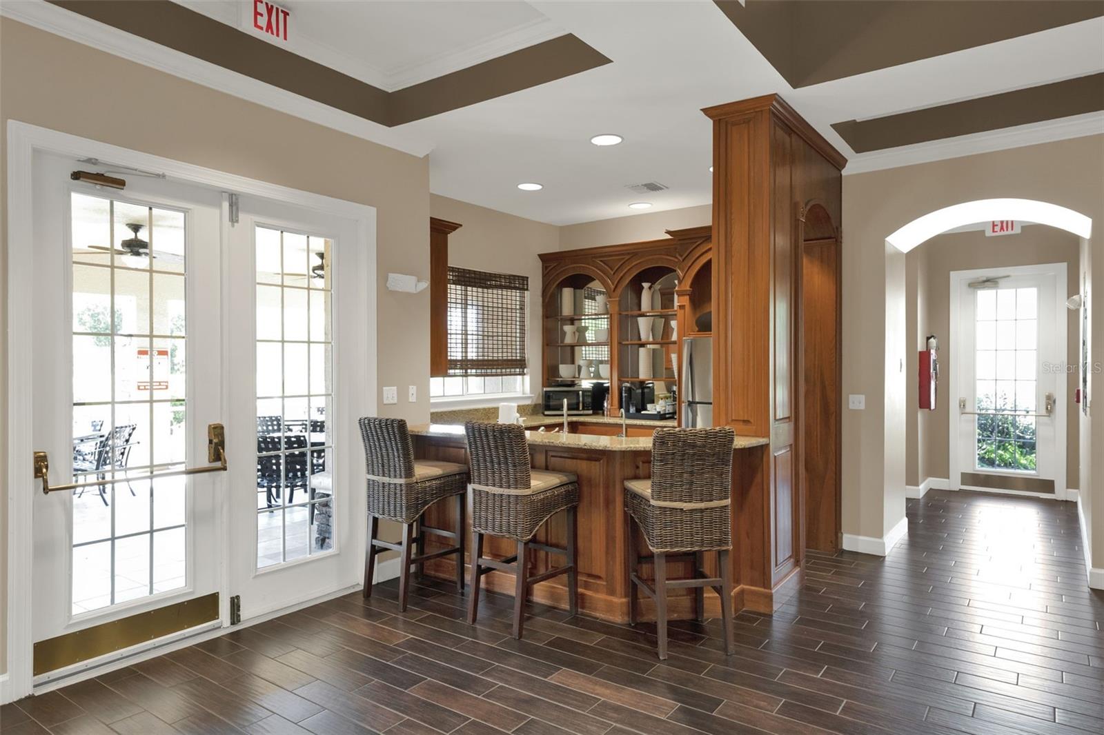 Image 38 of 43 For 14353 Fredricksburg Drive 911