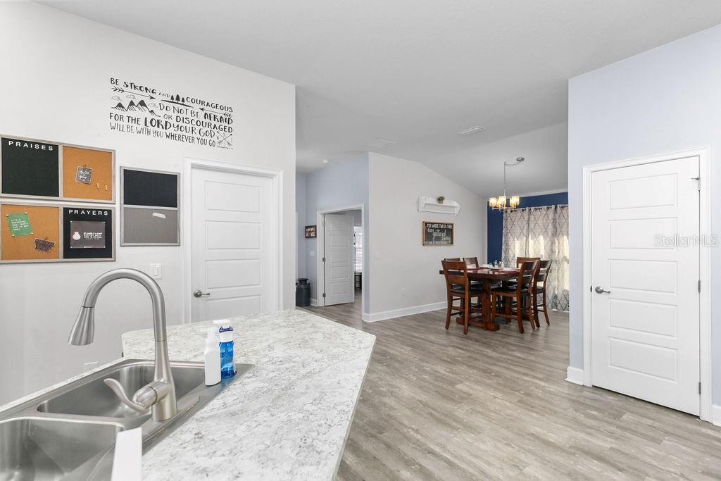 Image 12 of 45 For 711 Tupelo Circle