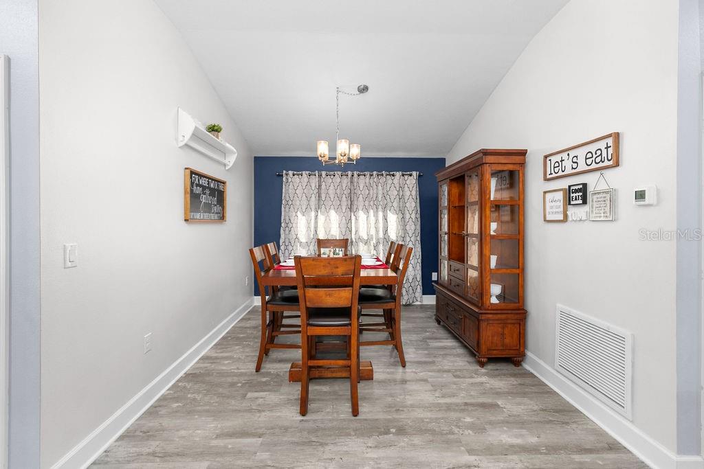 Image 14 of 45 For 711 Tupelo Circle