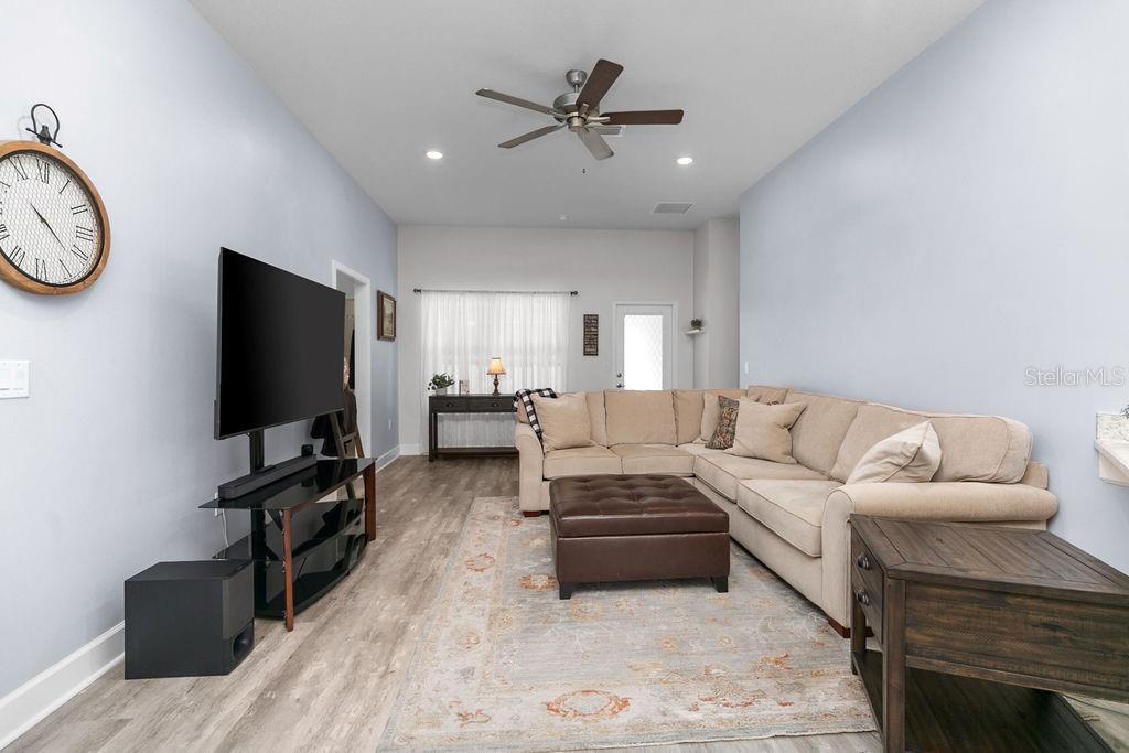 Image 16 of 45 For 711 Tupelo Circle