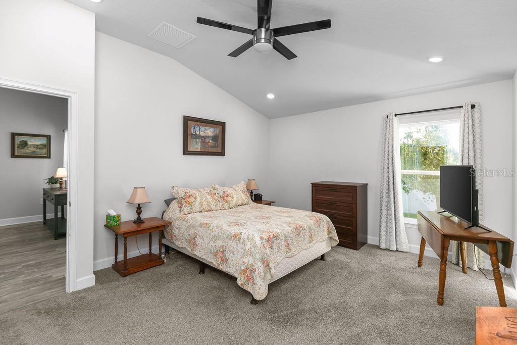 Image 20 of 45 For 711 Tupelo Circle