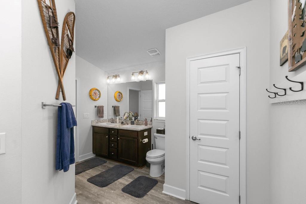 Image 24 of 45 For 711 Tupelo Circle