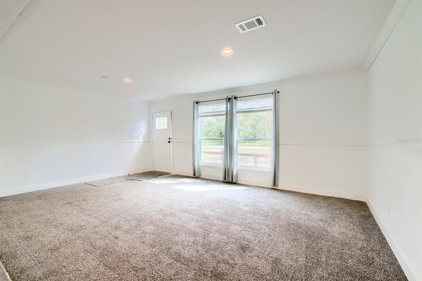 Image 10 of 42 For 14247 Hurricane Drive