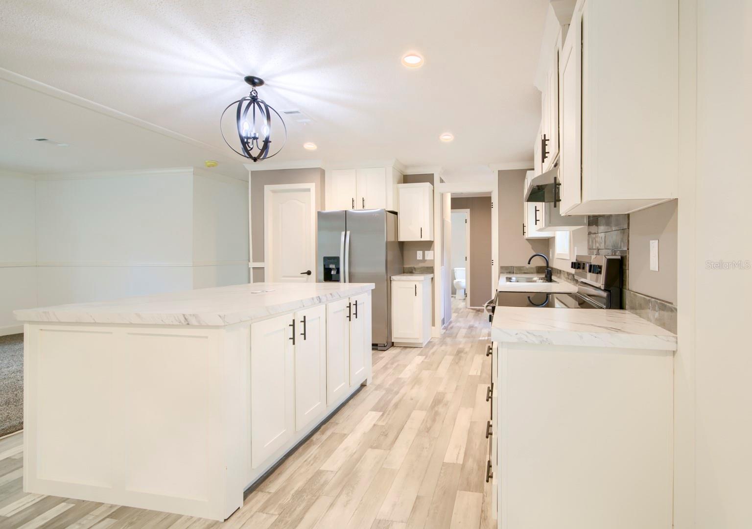 Image 18 of 42 For 14247 Hurricane Drive