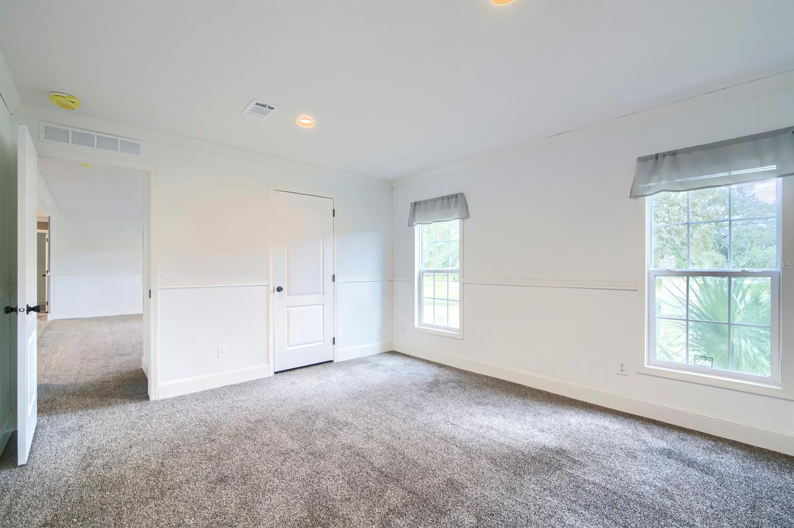 Image 22 of 42 For 14247 Hurricane Drive