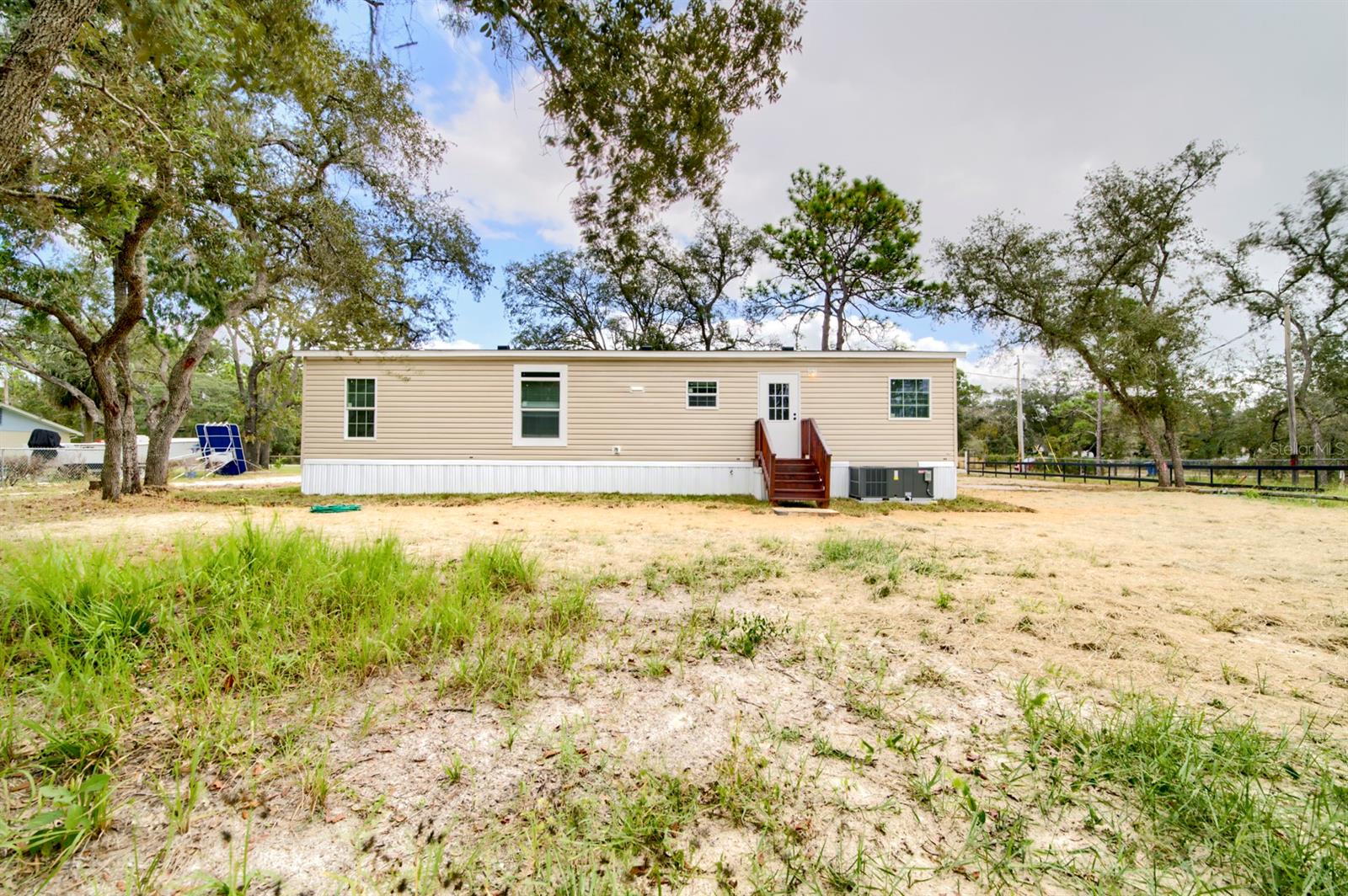 Image 39 of 42 For 14247 Hurricane Drive