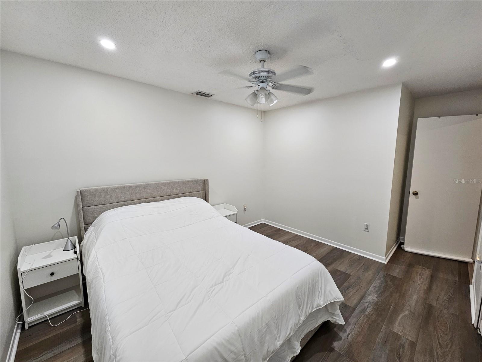 Image 12 of 25 For 4231 Sandhurst Drive