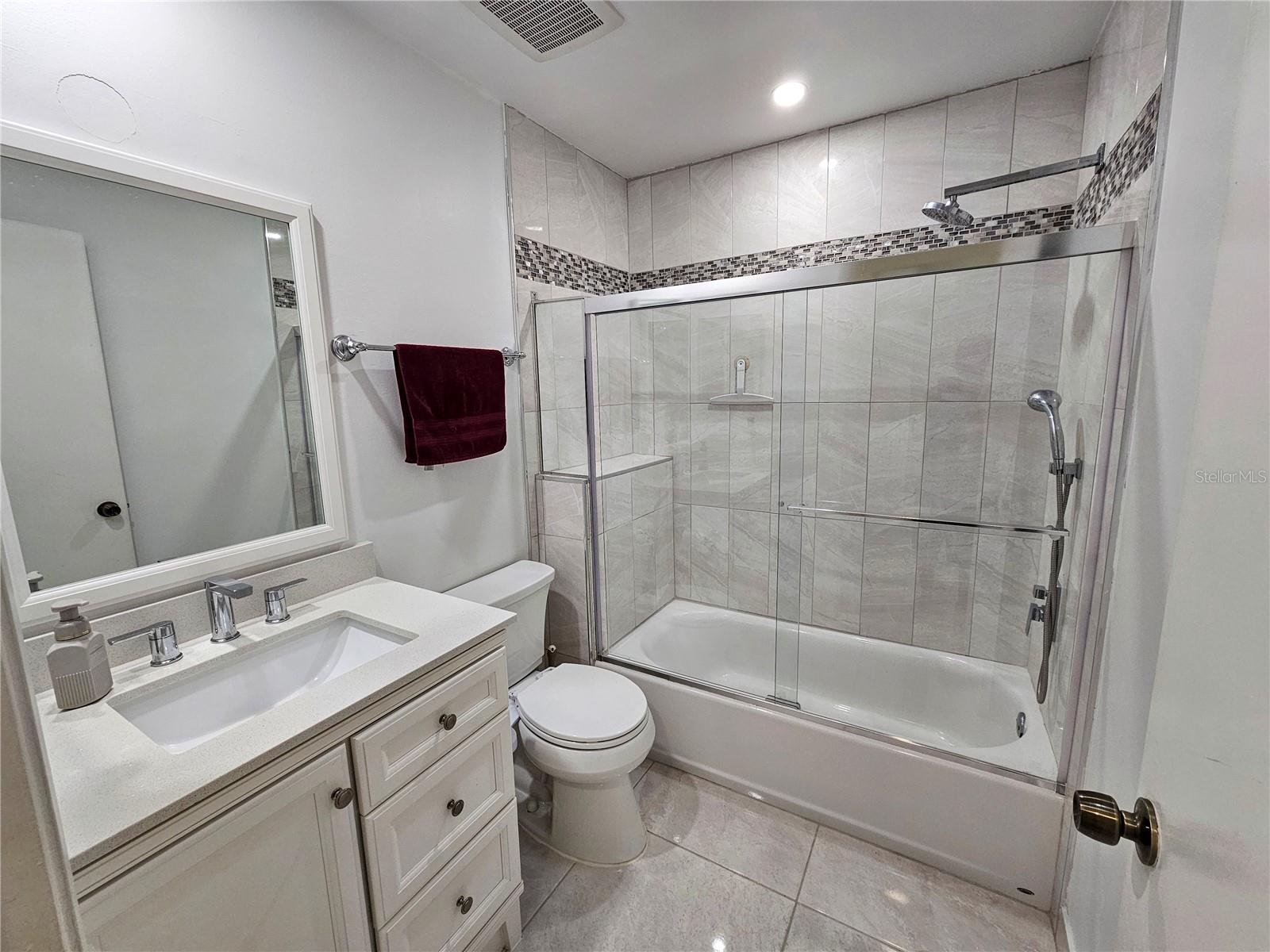 Image 15 of 25 For 4231 Sandhurst Drive