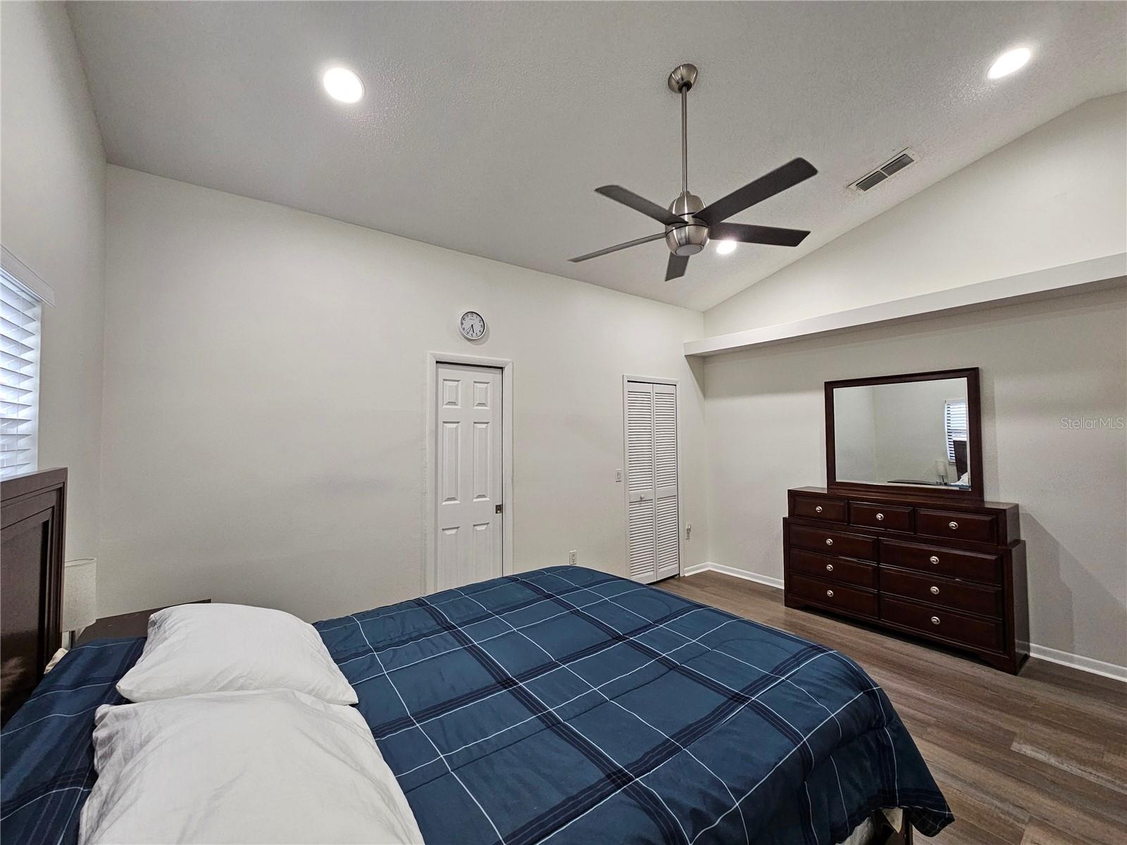 Image 16 of 25 For 4231 Sandhurst Drive