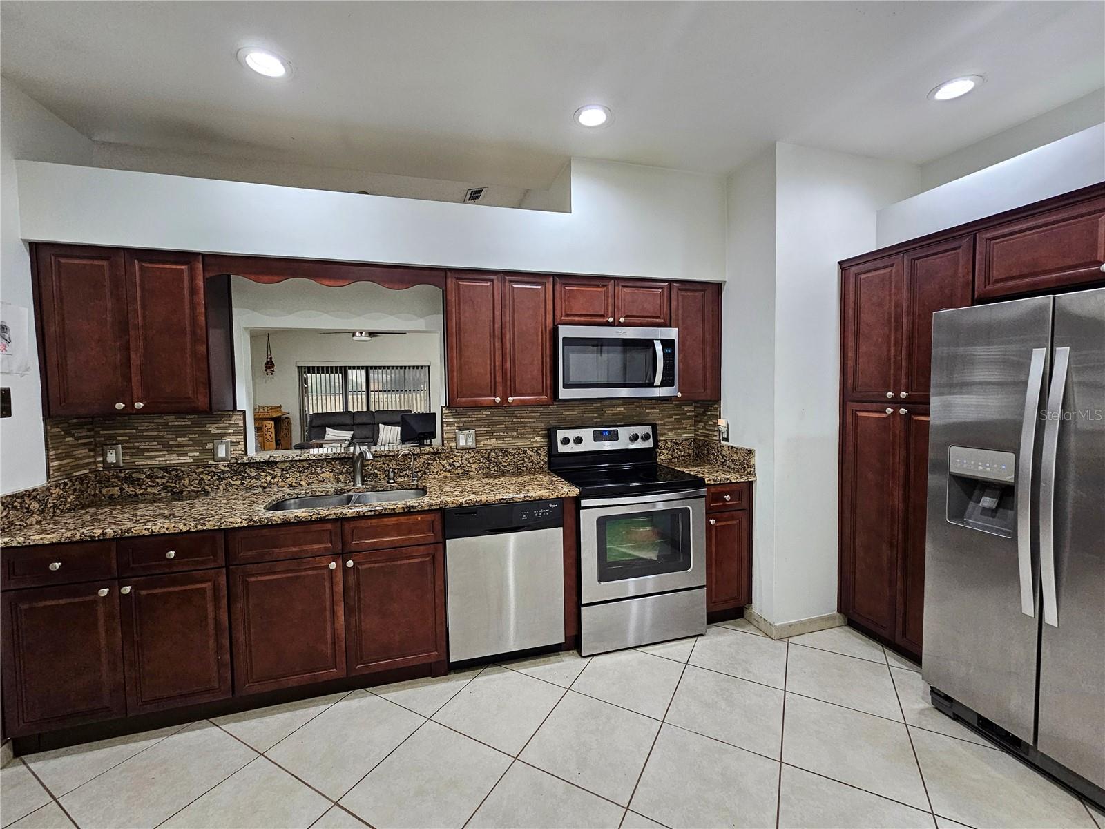 Image 9 of 25 For 4231 Sandhurst Drive