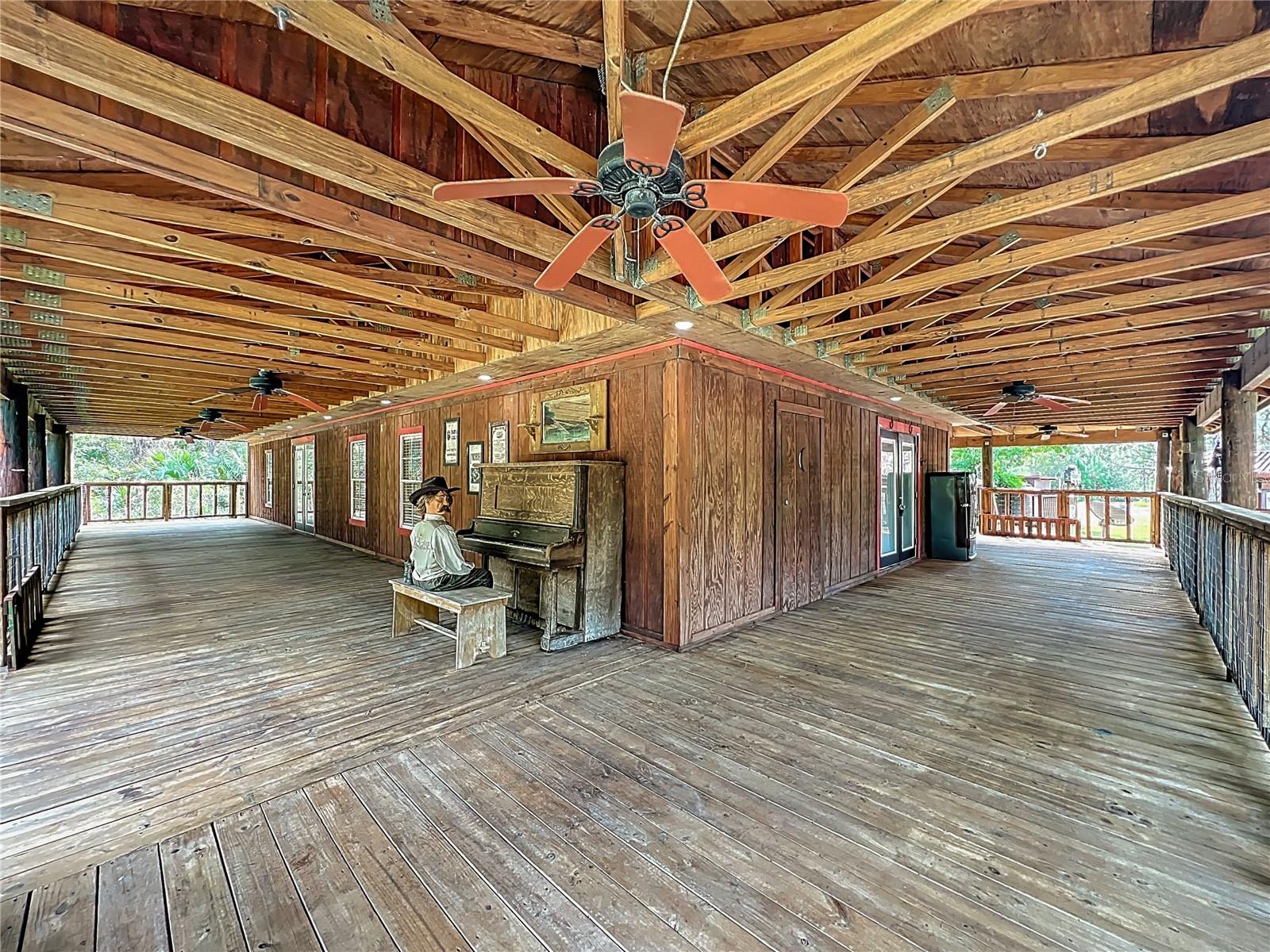 Image 14 of 82 For 1560 Saddle Run Drive