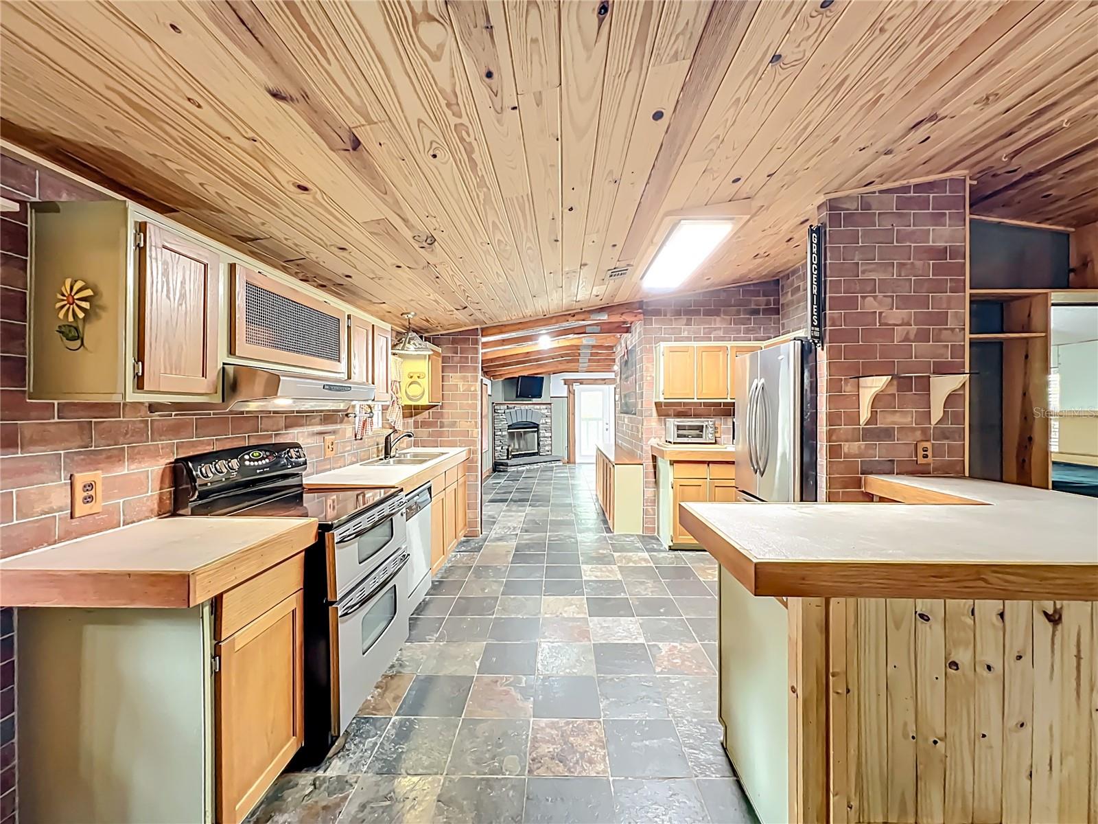 Image 27 of 82 For 1560 Saddle Run Drive