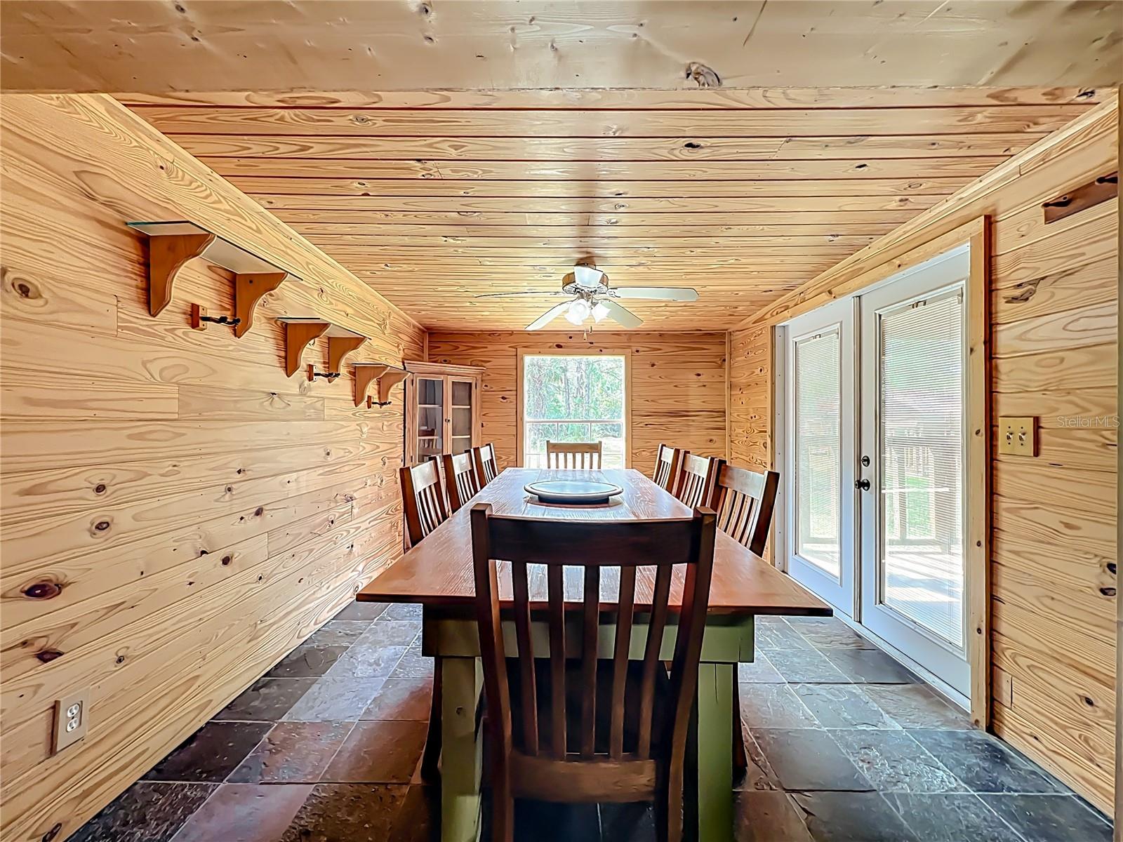 Image 35 of 82 For 1560 Saddle Run Drive