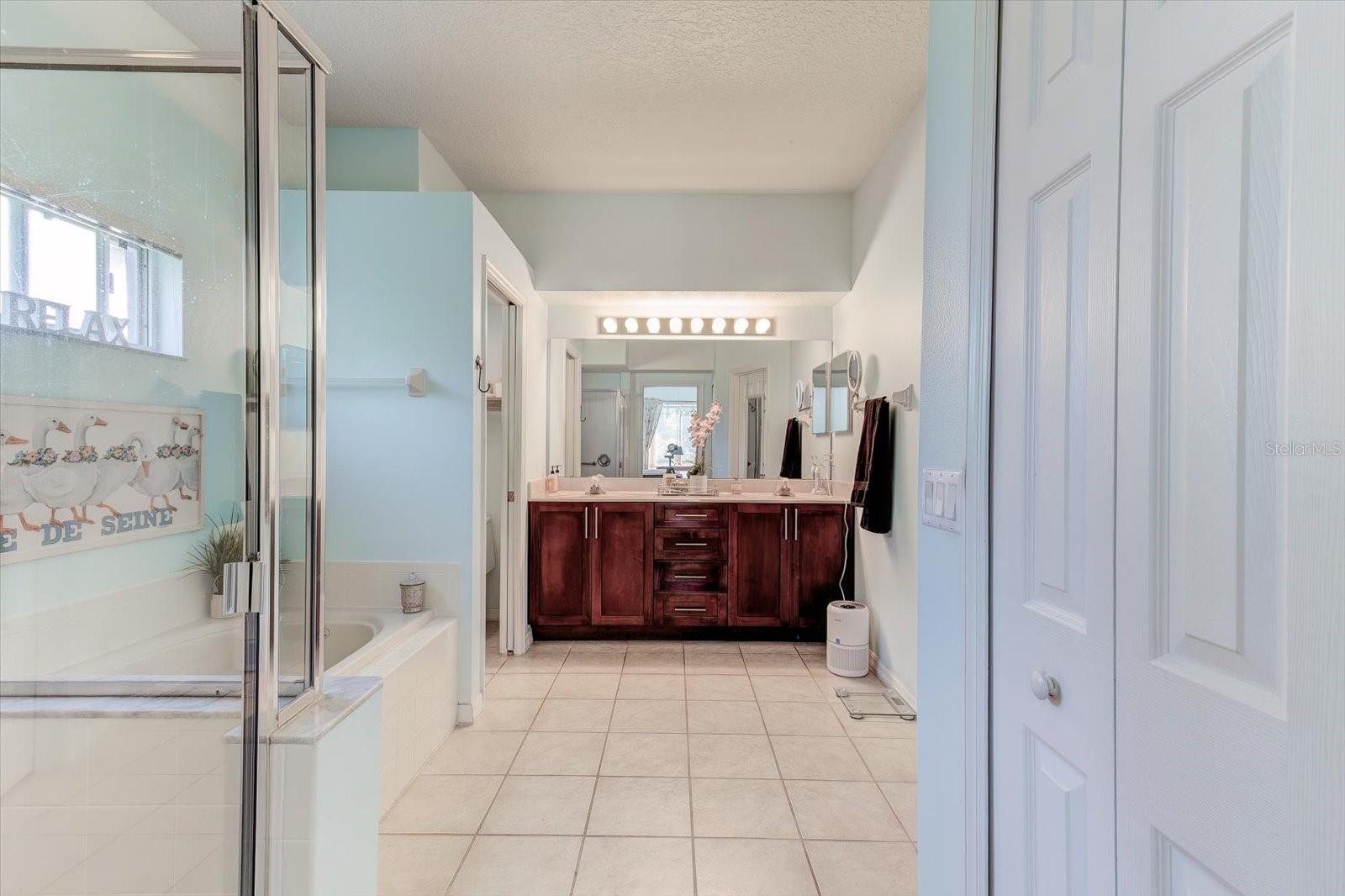 Image 37 of 61 For 2613 Corbyton Court