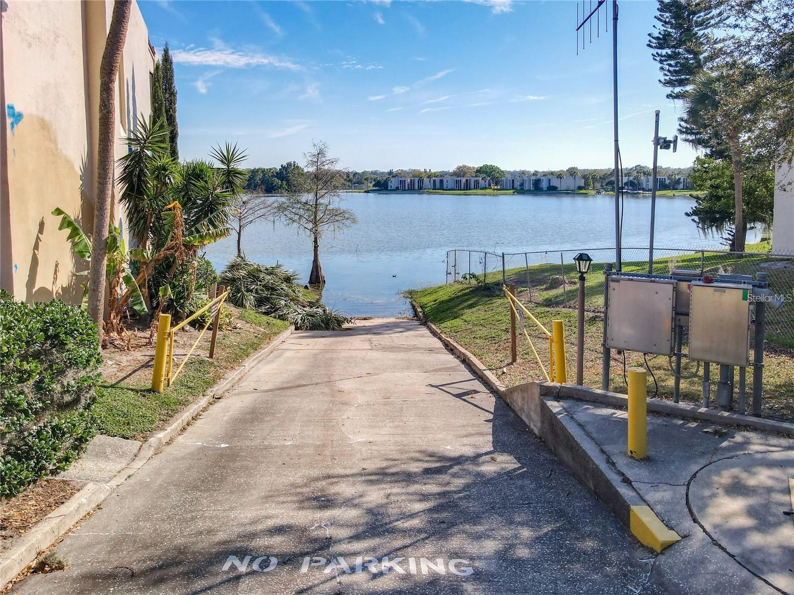 Image 28 of 31 For 550 Orange Drive 5