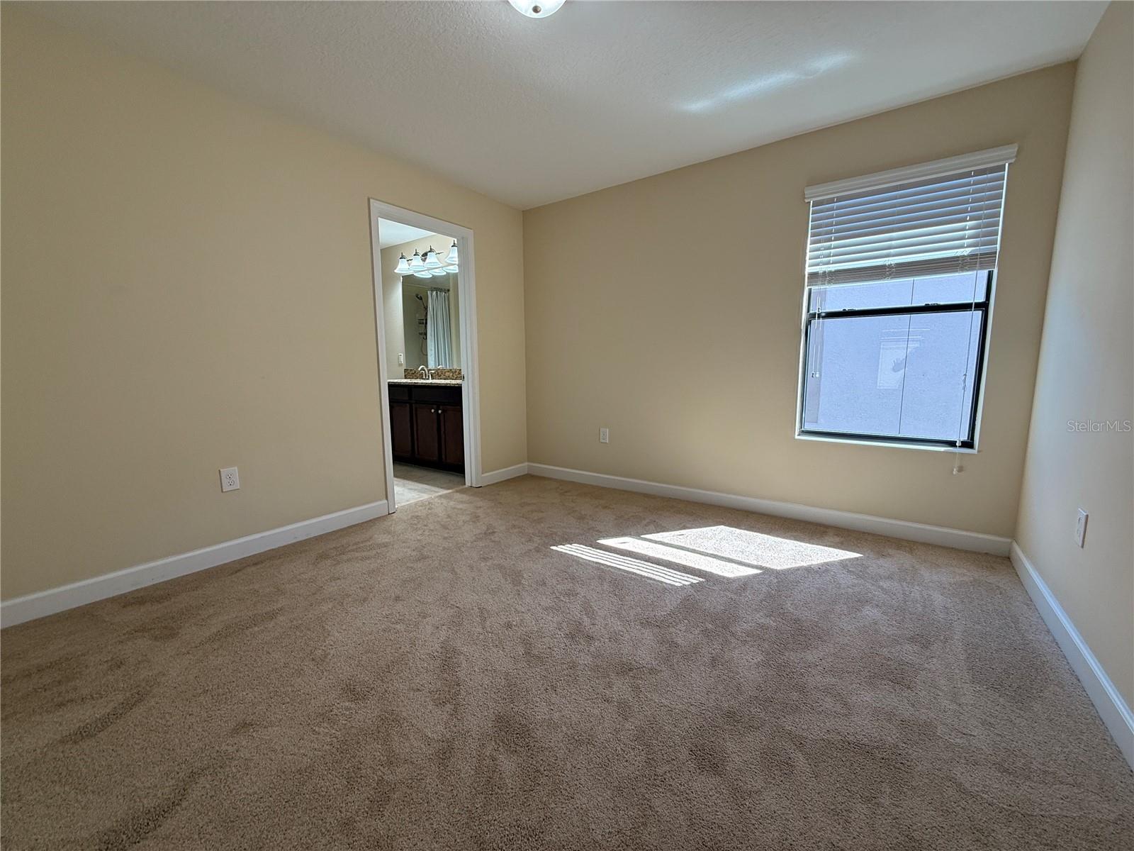Image 20 of 29 For 7505 Fairgrove Avenue