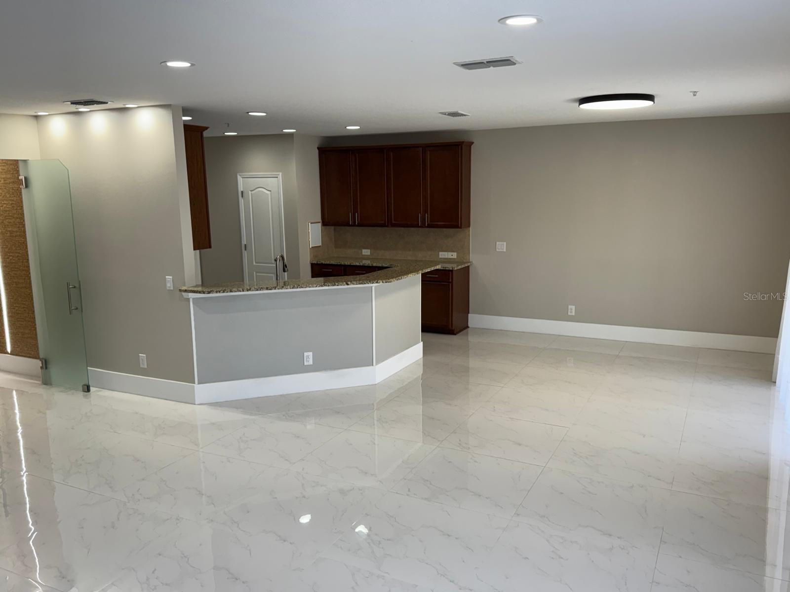 Image 18 of 69 For 2091 Bent Grass Avenue