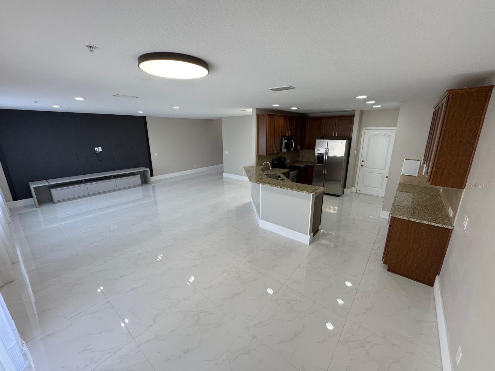 Image 20 of 69 For 2091 Bent Grass Avenue