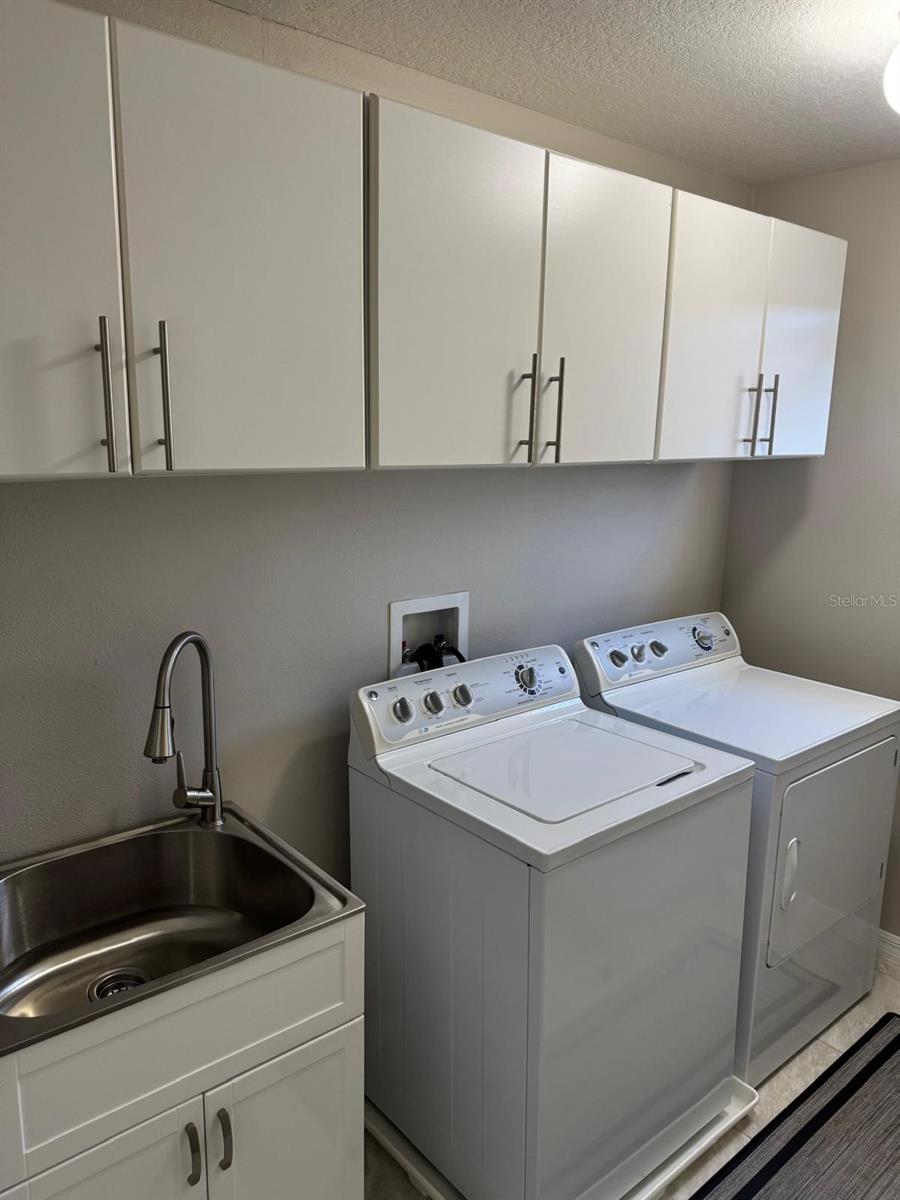 Image 25 of 69 For 2091 Bent Grass Avenue