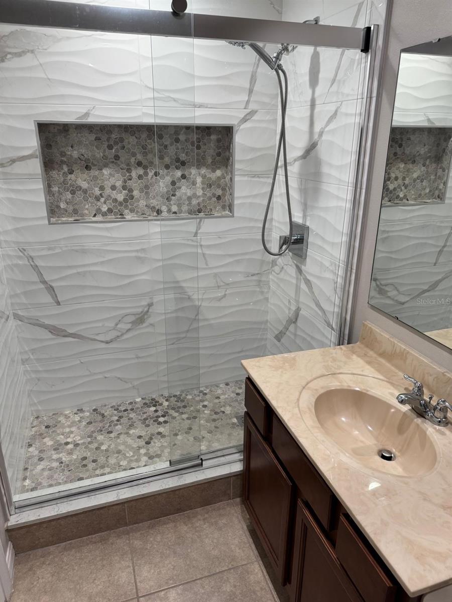 Image 30 of 69 For 2091 Bent Grass Avenue