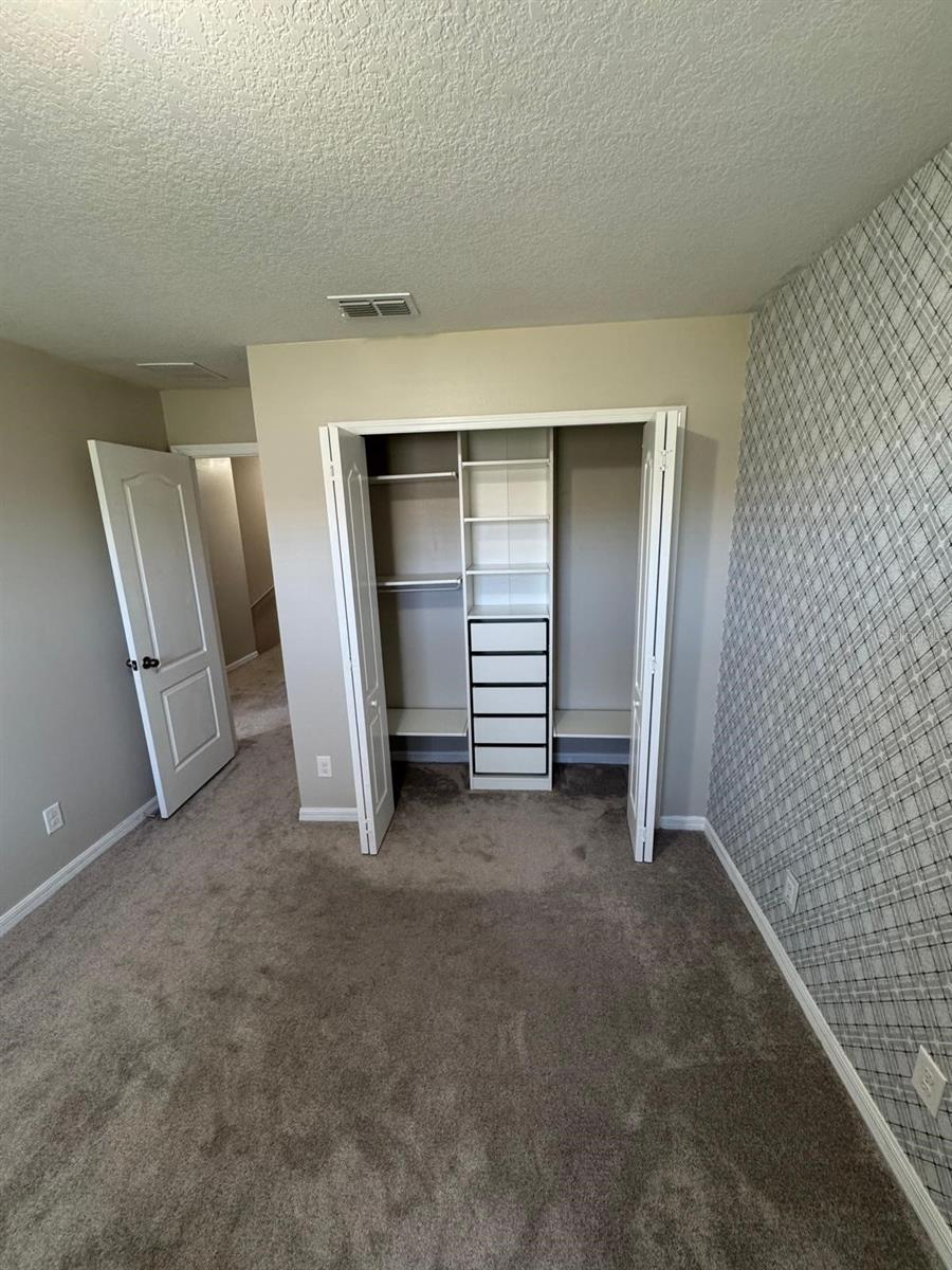 Image 36 of 69 For 2091 Bent Grass Avenue