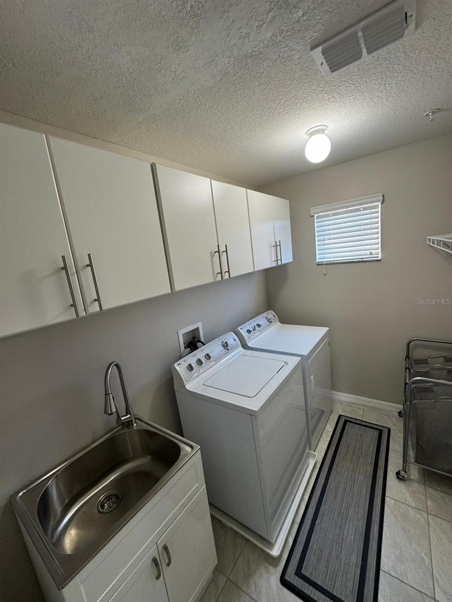 Image 44 of 69 For 2091 Bent Grass Avenue