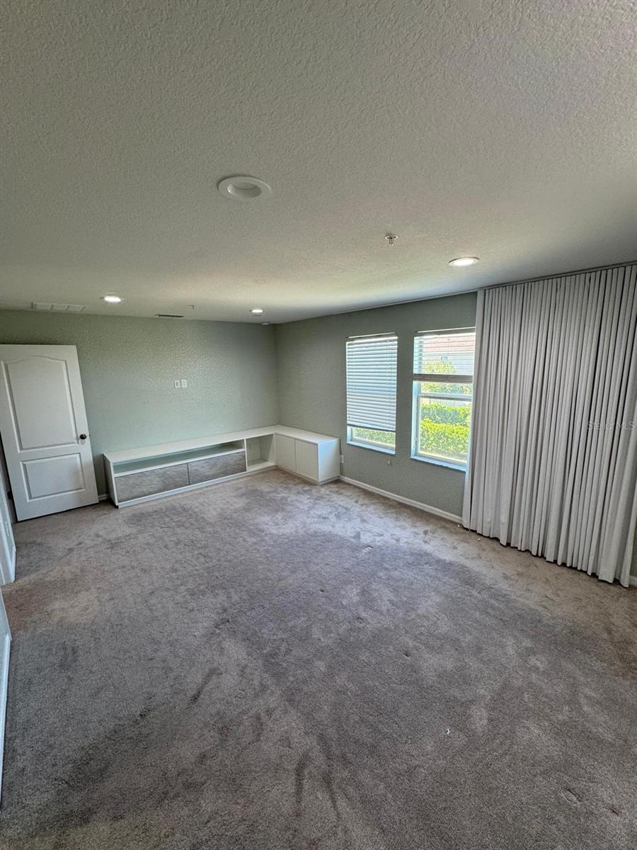 Image 46 of 69 For 2091 Bent Grass Avenue