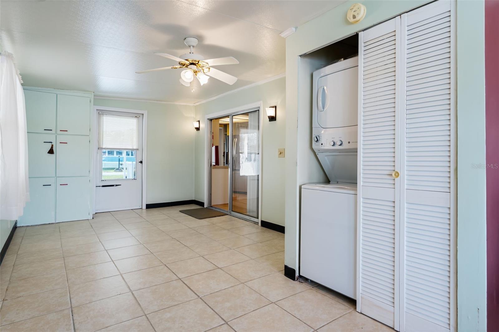 Image 13 of 18 For 314 Lakeview Drive