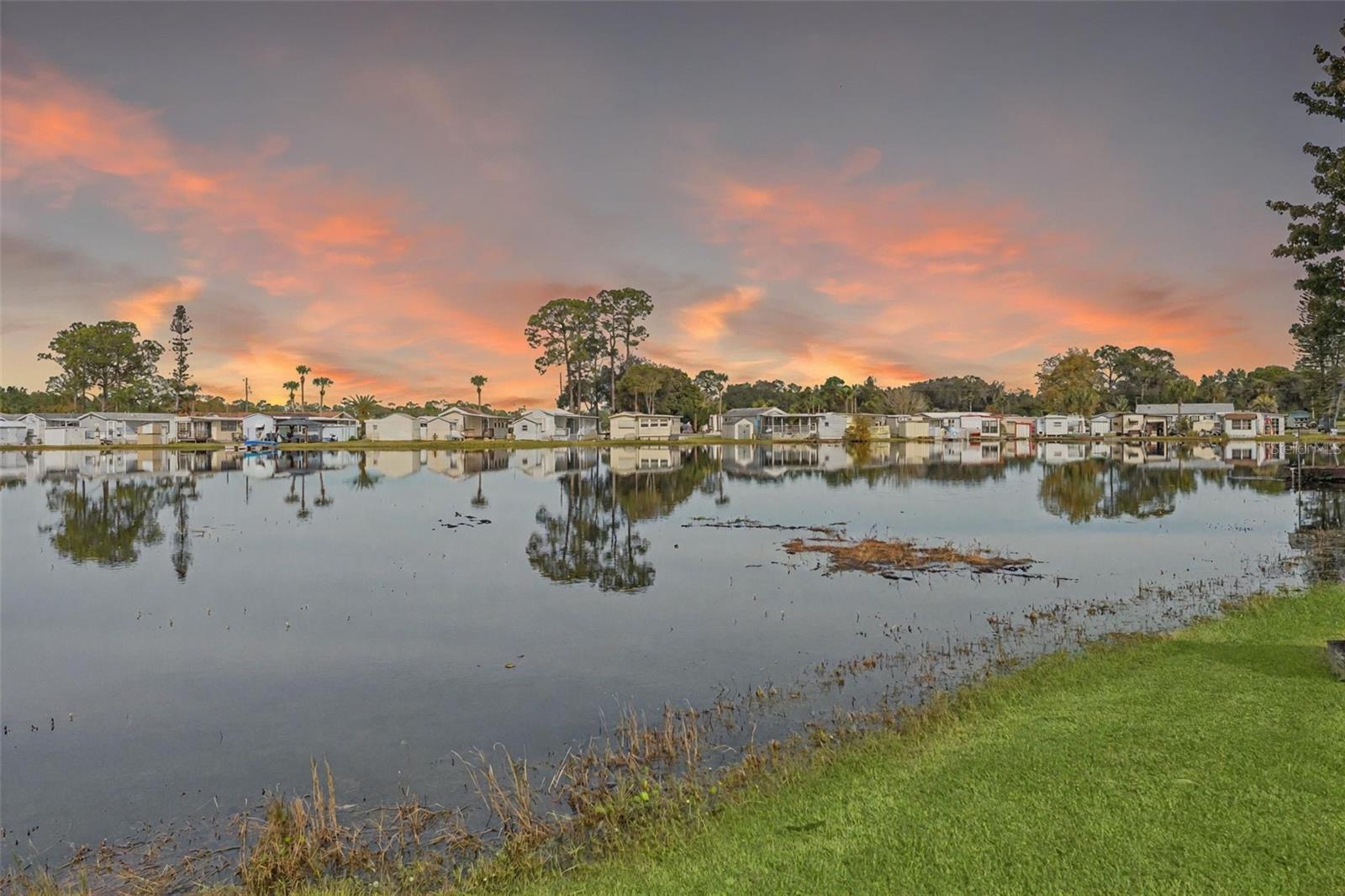 Image 3 of 18 For 314 Lakeview Drive