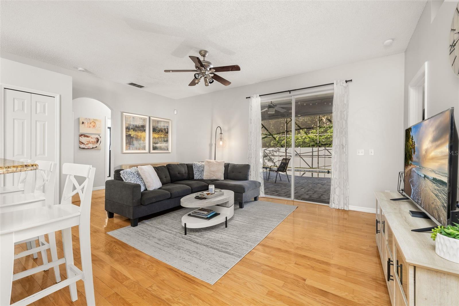 Image 11 of 35 For 2663 Glenbuck Court