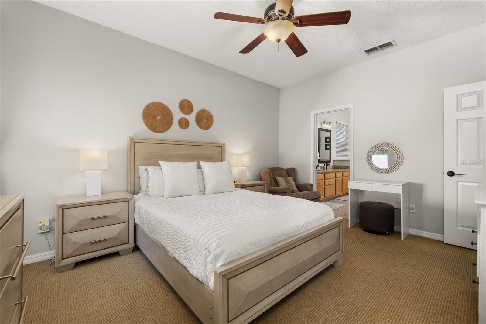 Image 13 of 35 For 2663 Glenbuck Court