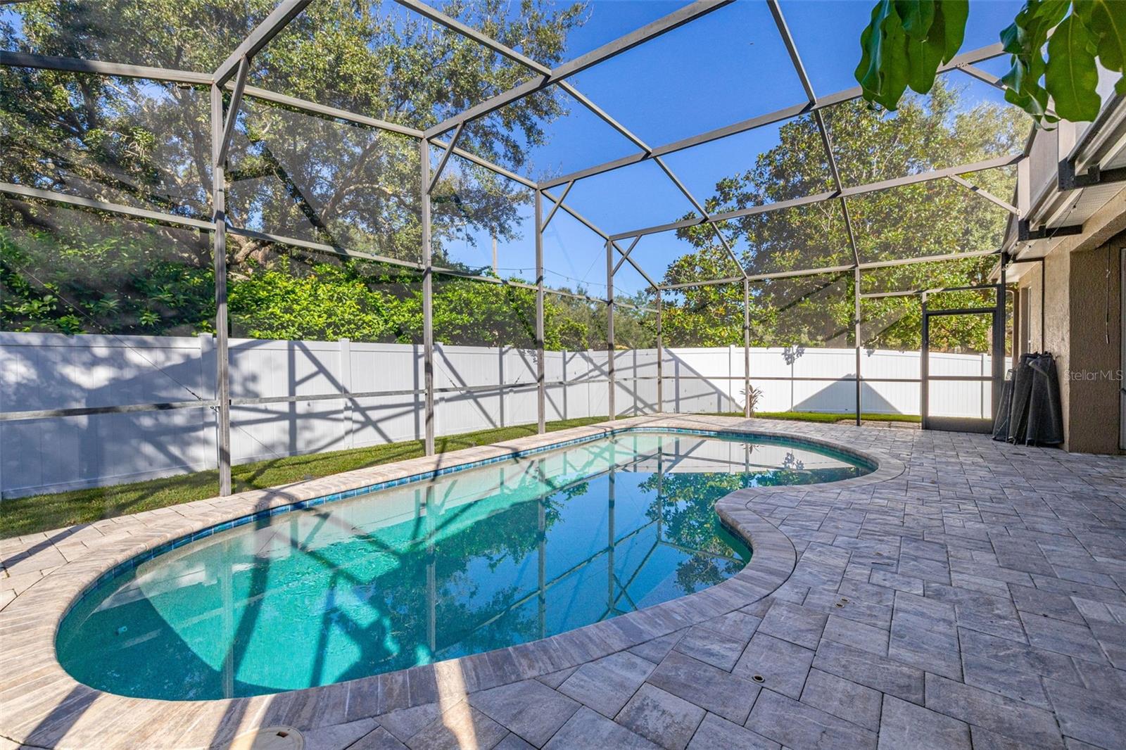 Image 25 of 35 For 2663 Glenbuck Court