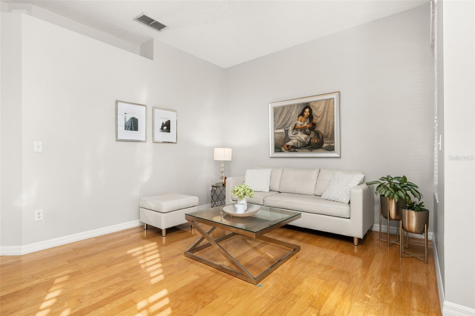 Image 4 of 35 For 2663 Glenbuck Court